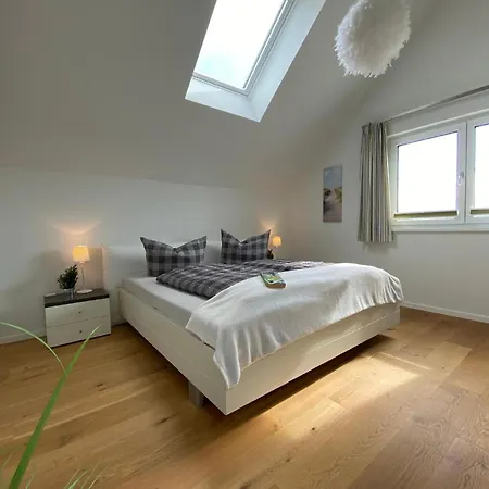 Penthouse Reeders Topp By Seeblick Ferien Oro Apartment *